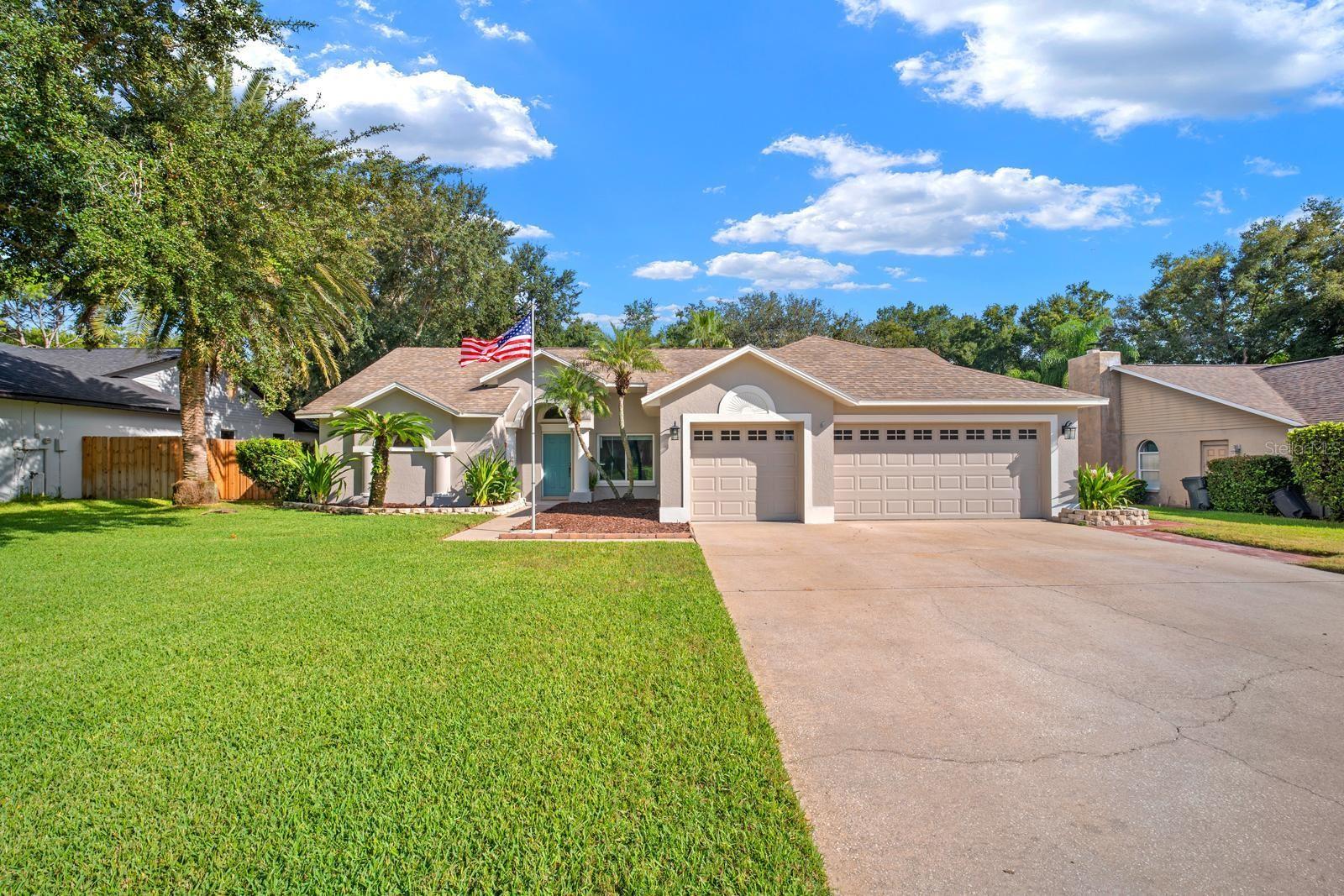 Photo of 3912 APPLETREE DRIVE VALRICO FL 33594