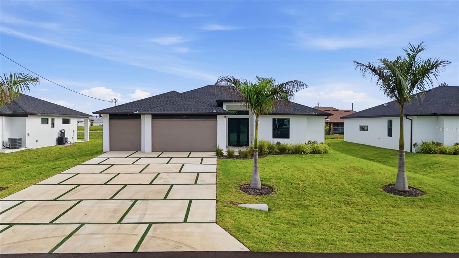 Photo of 325 NE 15TH TERRACE CAPE CORAL FL 33909