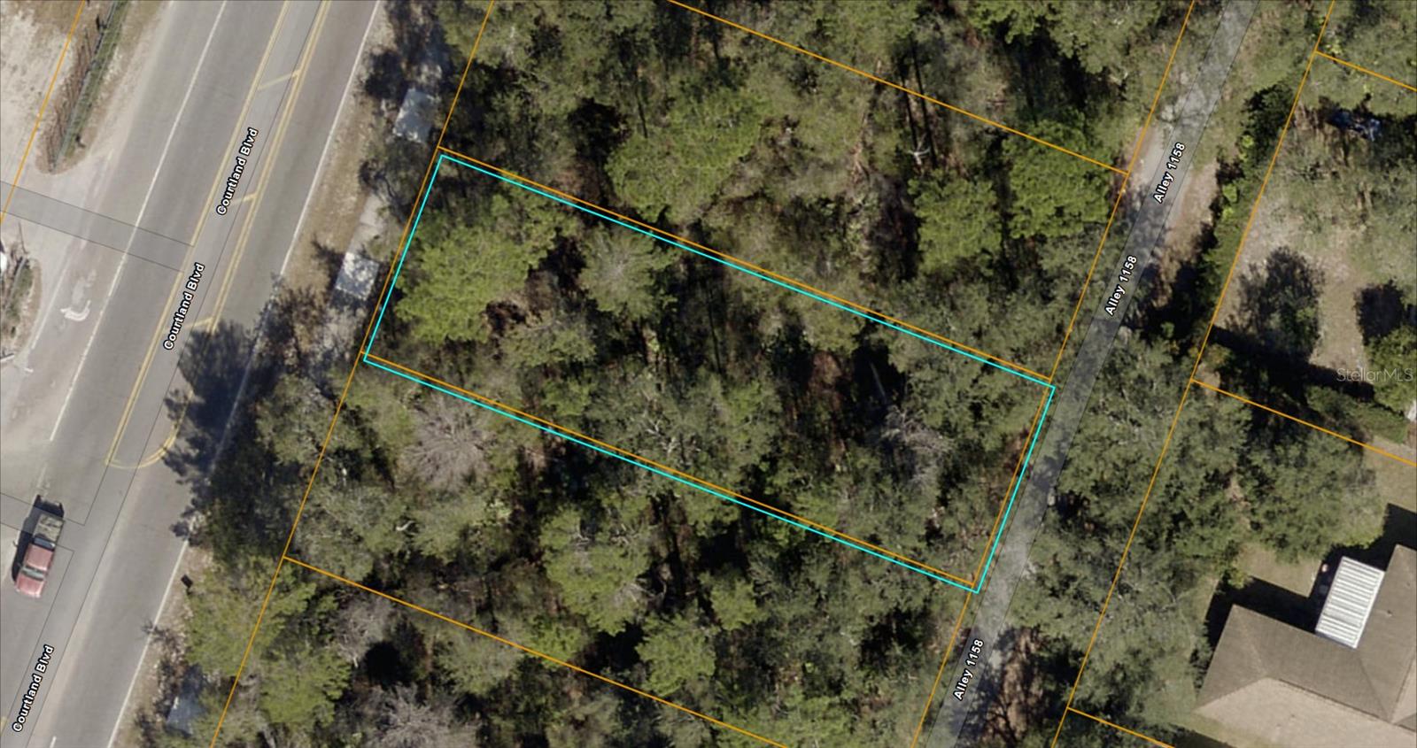 Photo of 87 COURTLAND BOULEVARD DELTONA FL 32738