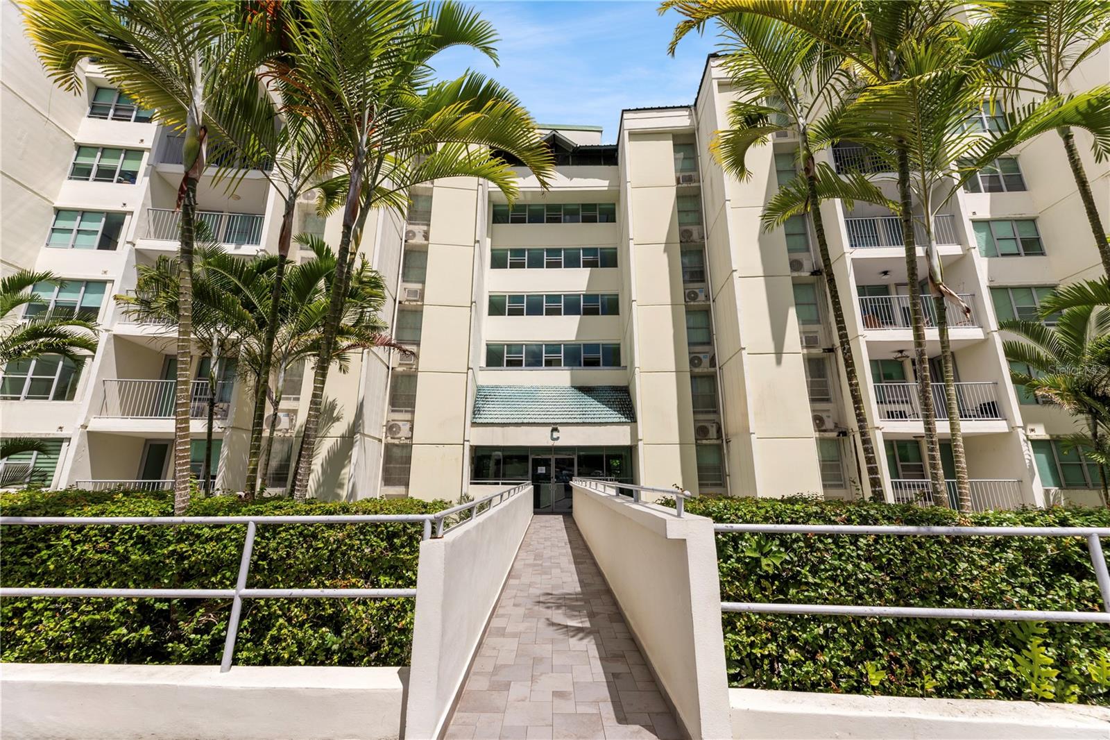 Photo of 199 REGINA MEDINA #505C GUAYNABO PR 00969