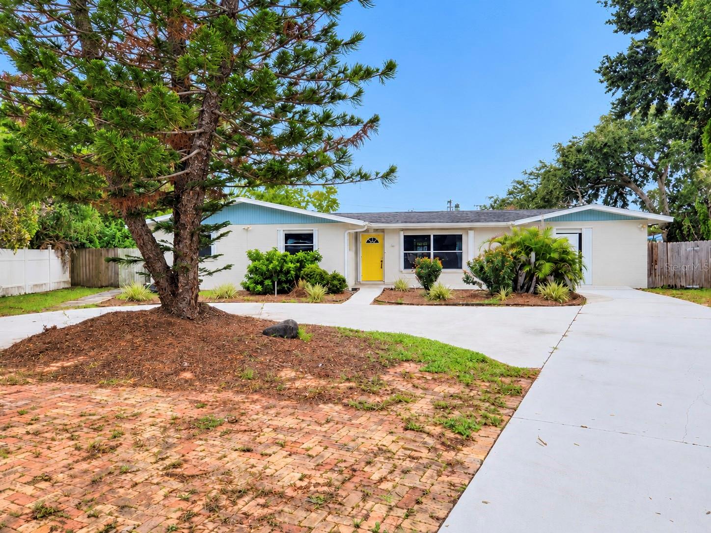 Photo of 24 HARDEE CIRCLE ROCKLEDGE FL 32955