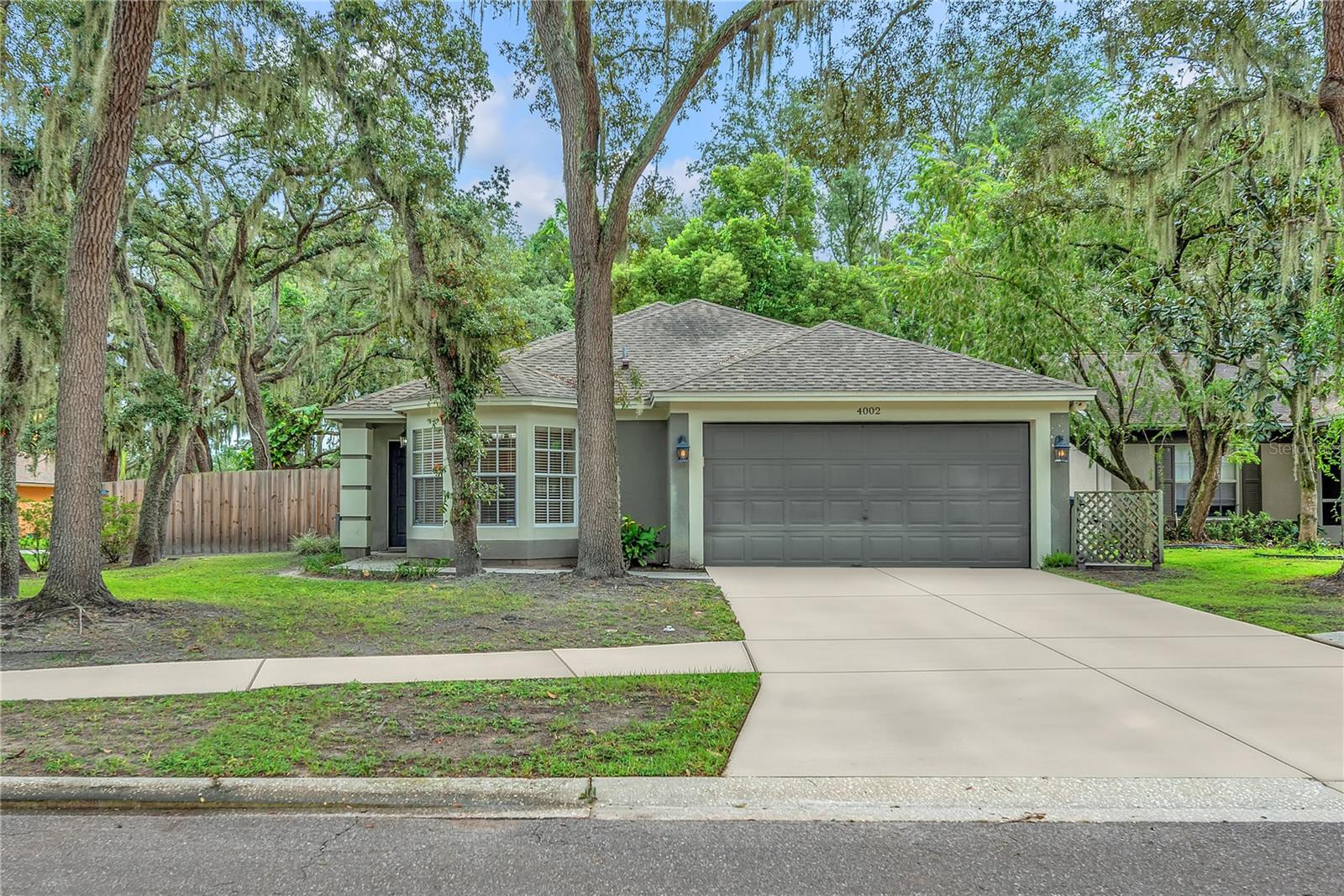 Photo of 4002 LEVONSHIRE PLACE VALRICO FL 33596