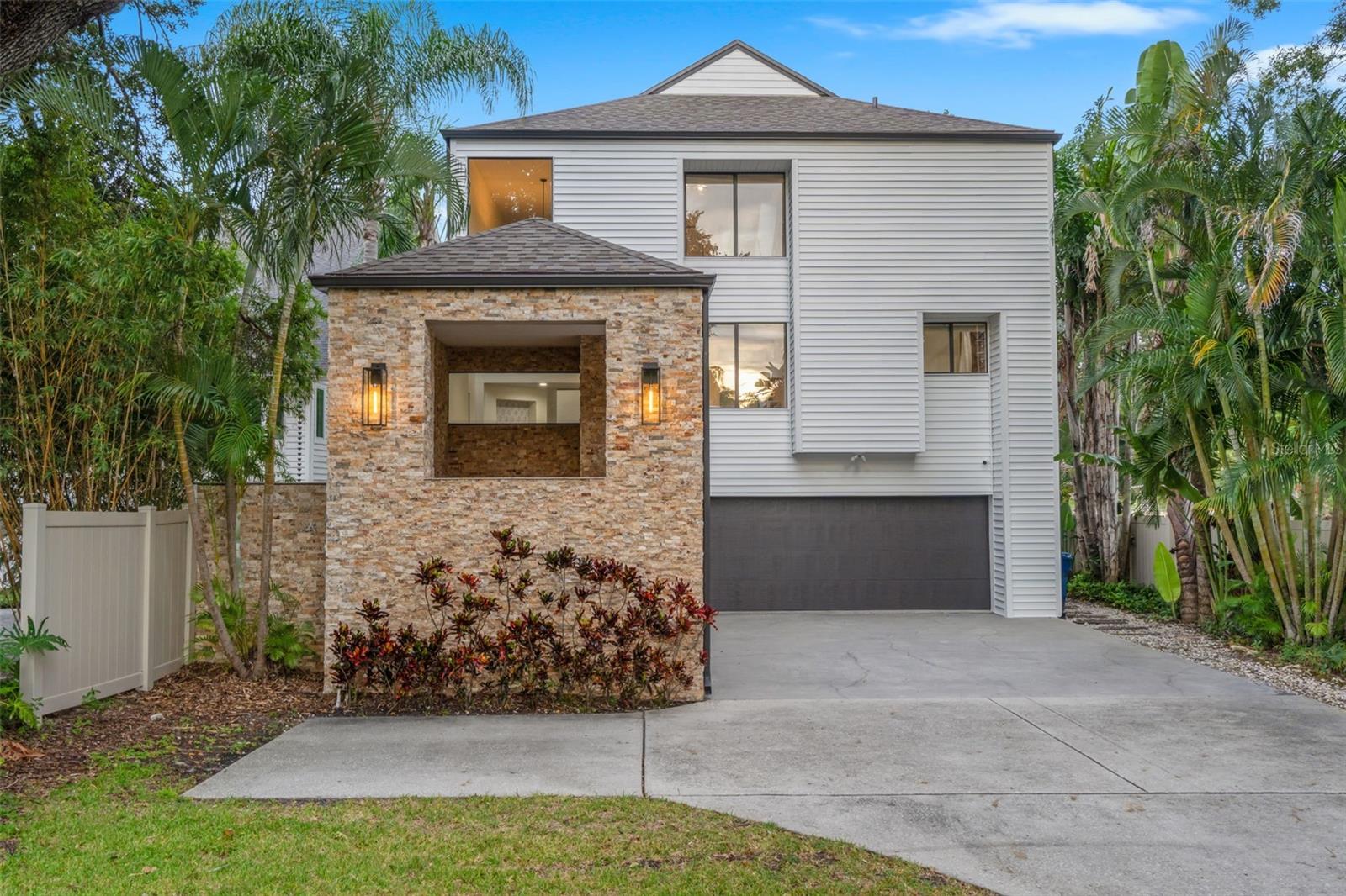 Photo of 4035 N RIVER VIEW AVENUE TAMPA FL 33607