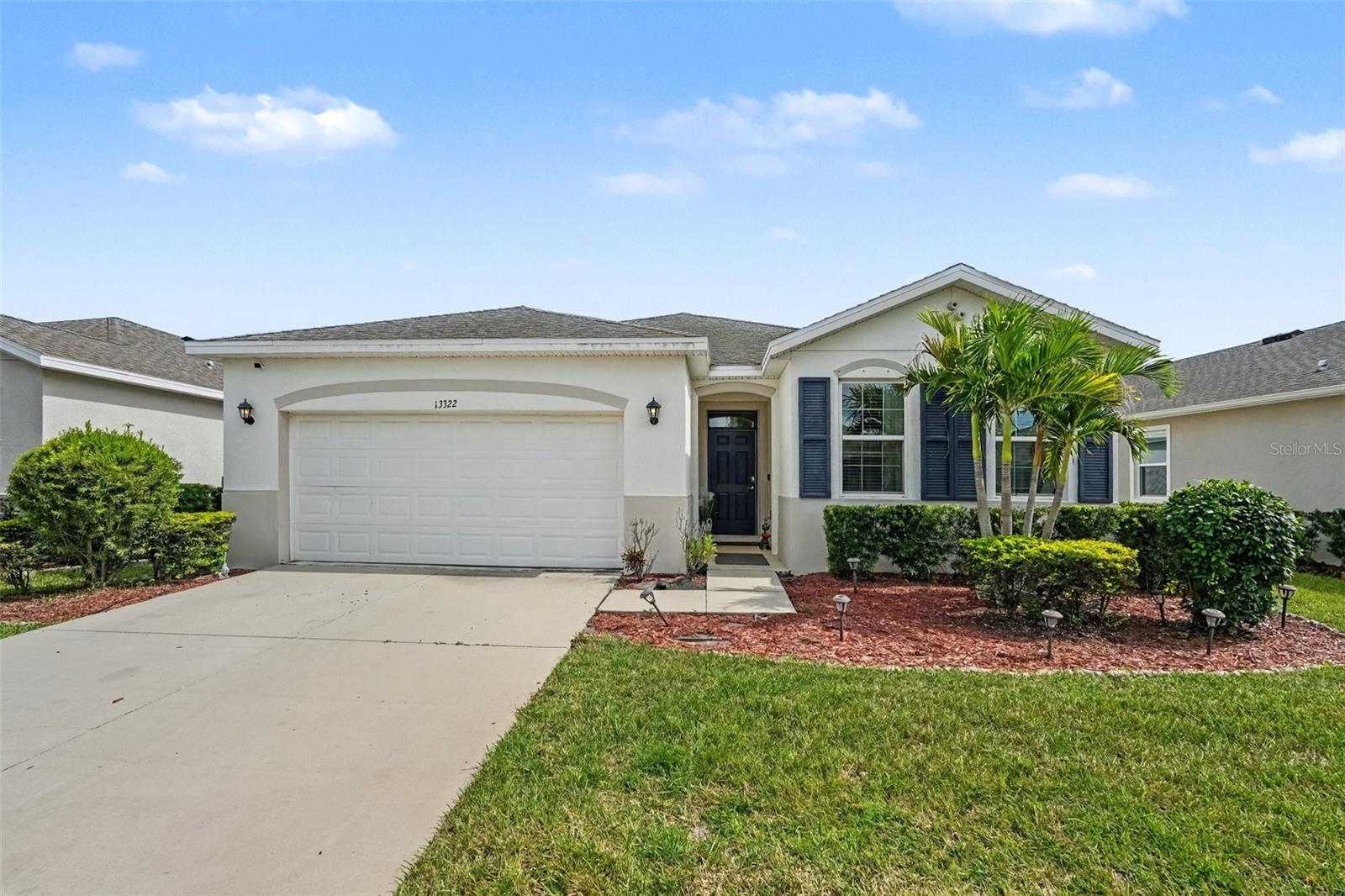 Photo of 13322 WATERLEAF GARDEN CIRCLE RIVERVIEW FL 33579