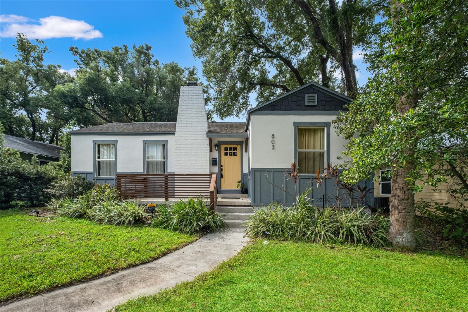 Photo of 803 E HOLLYWOOD STREET TAMPA FL 33604