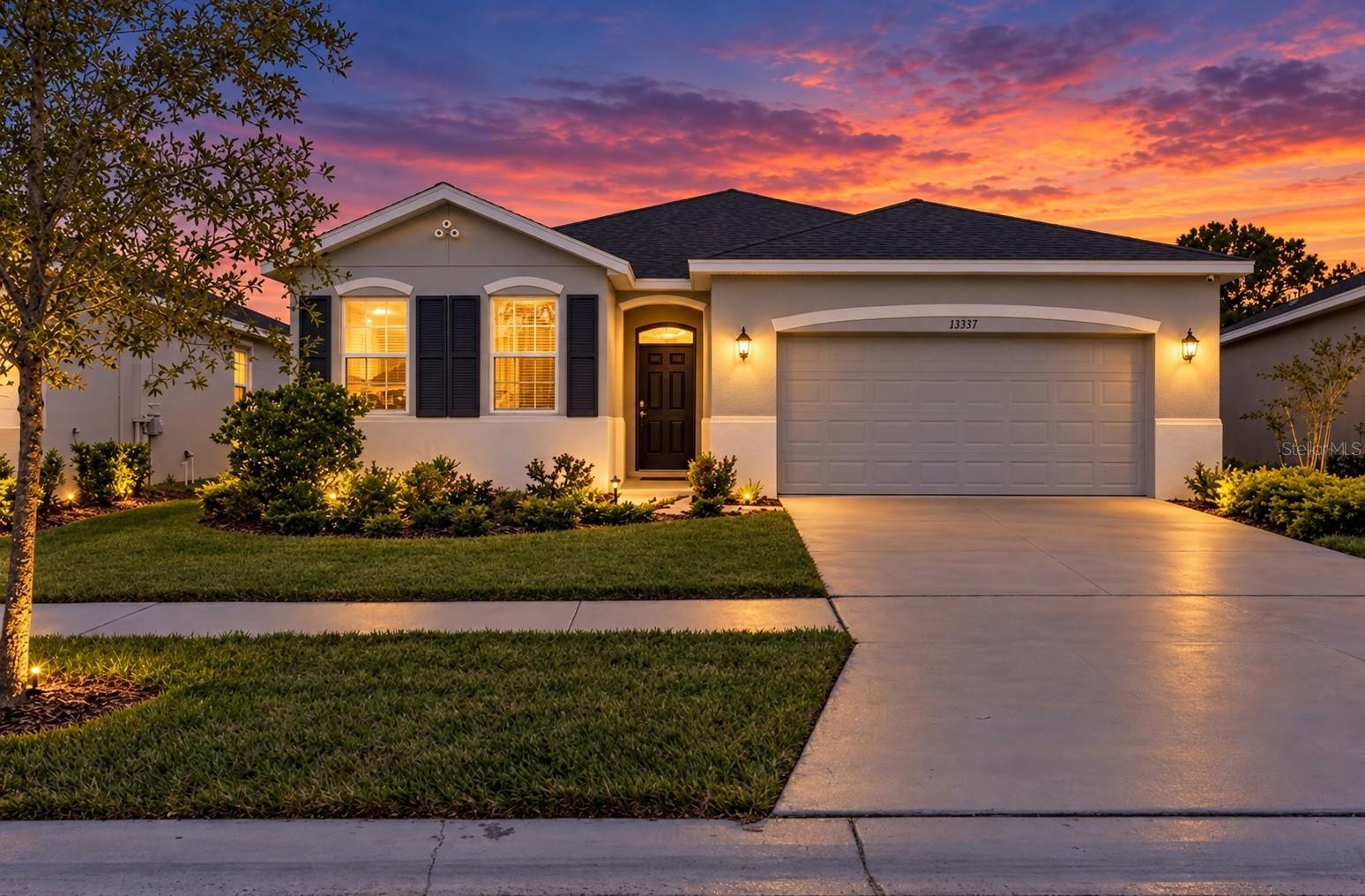 Photo of 13337 WATERLEAF GARDEN CIRCLE RIVERVIEW FL 33579