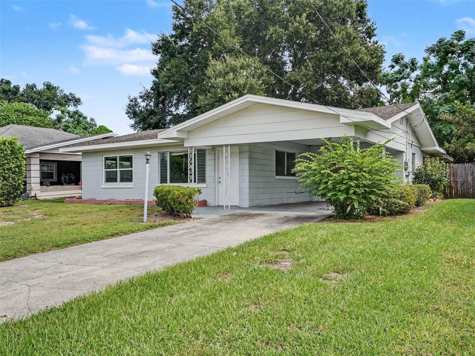 Photo of 624 LAKE ELIZABETH DRIVE WINTER HAVEN FL 33884