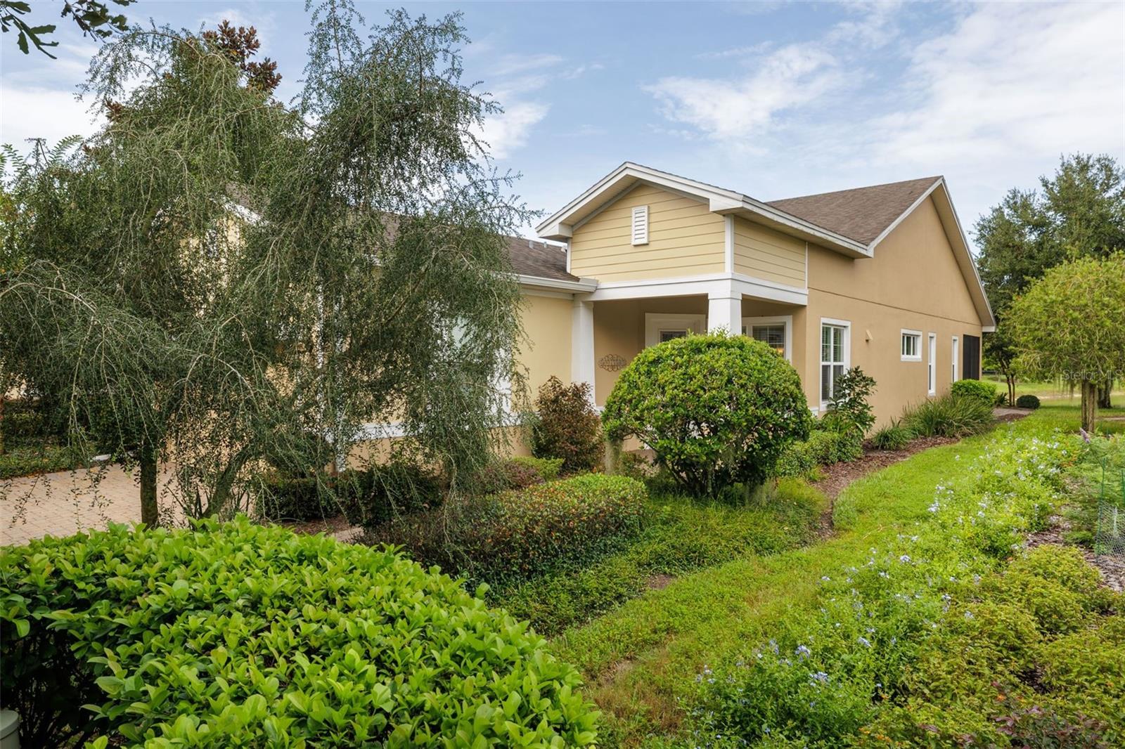 Photo of 413 CYPRESS HILLS WAY DELAND FL 32724