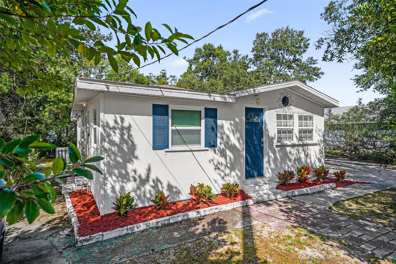 Photo of 4604 COURTLAND STREET TAMPA FL 33610