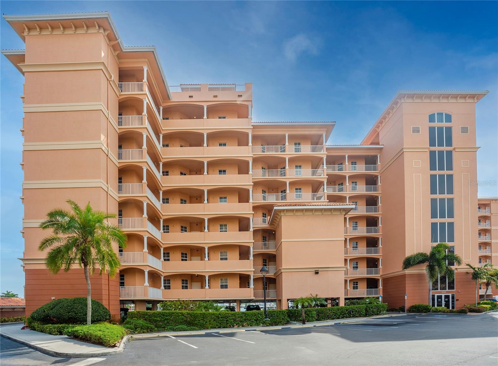 Photo of 530 S GULFVIEW BOULEVARD #606 CLEARWATER FL 33767