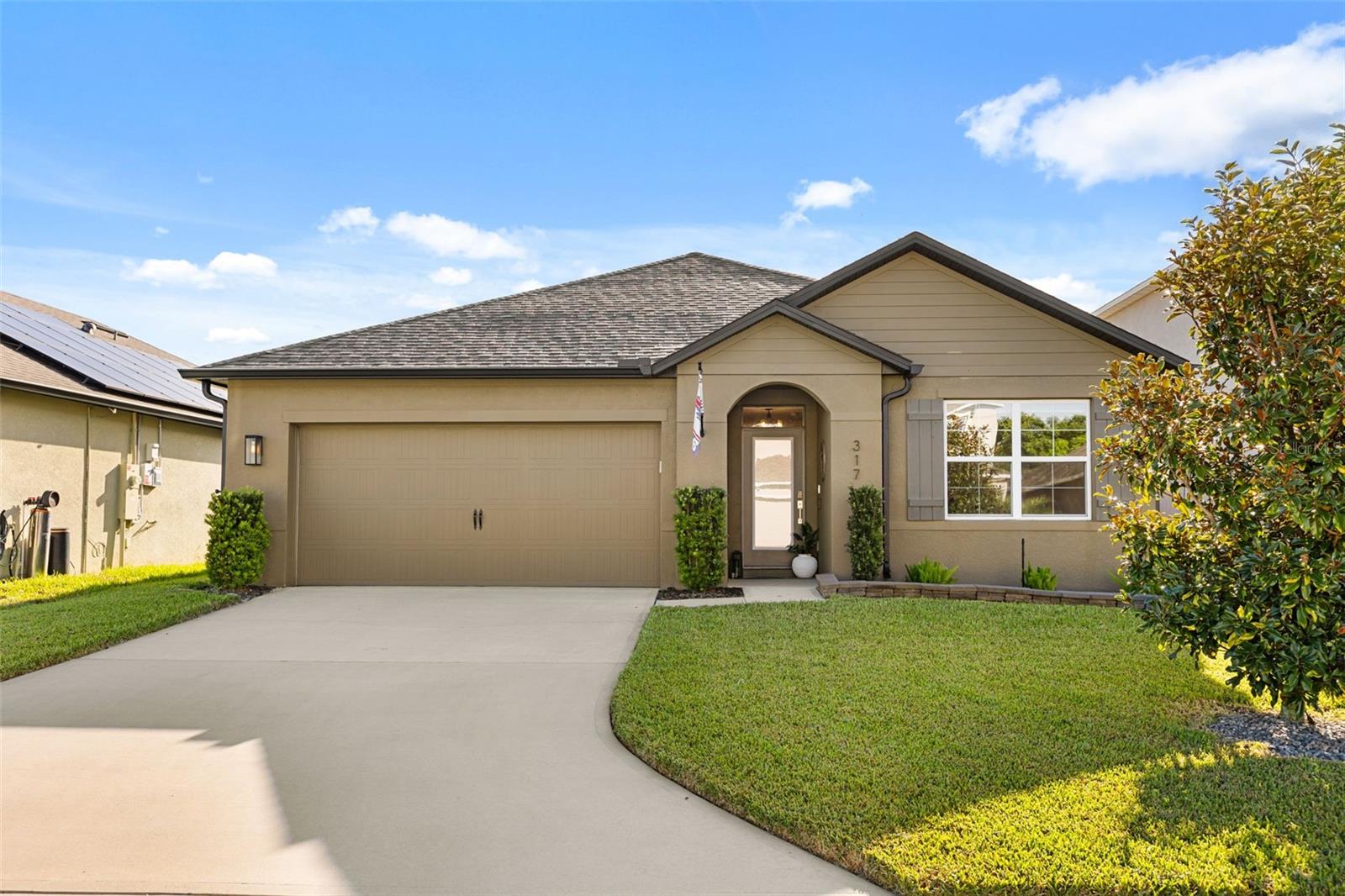 Photo of 317 AMERICAN HOLLY AVENUE DEBARY FL 32713