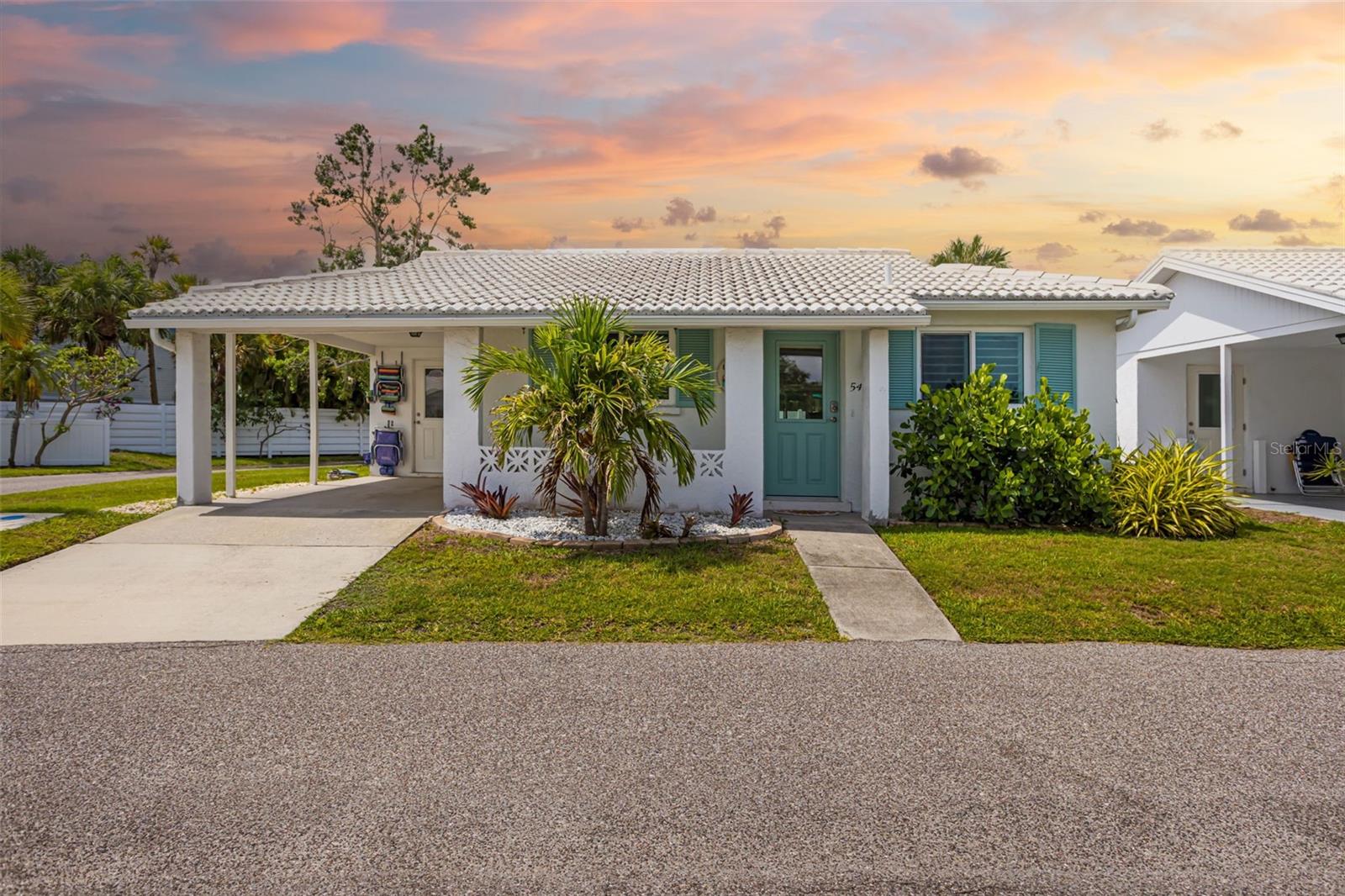 Photo of 546 SPANISH DRIVE LONGBOAT KEY FL 34228