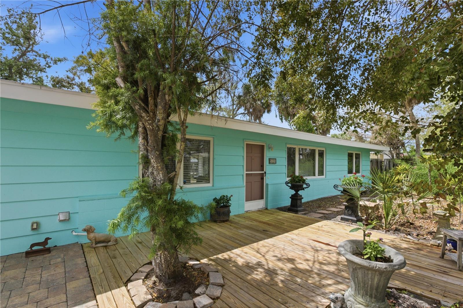 Photo of 528 RALPH STREET SARASOTA FL 34242