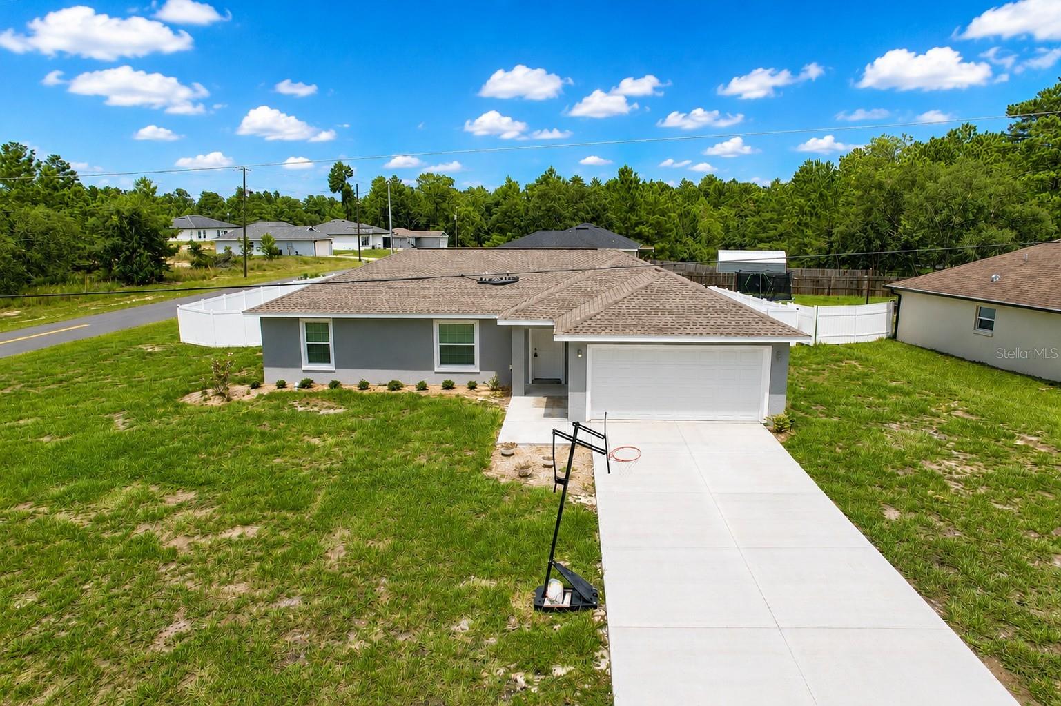 Photo of 476 MARION OAKS PASS OCALA FL 34473