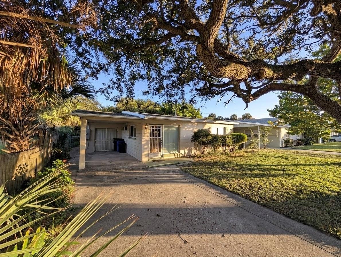 Photo of 824 E 9TH AVENUE NEW SMYRNA BEACH FL 32169