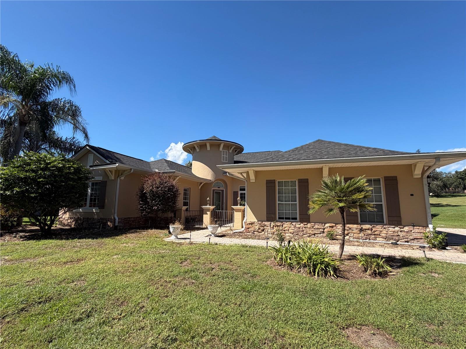 Photo of 39539 HARBOR HILLS BOULEVARD LADY LAKE FL 32159