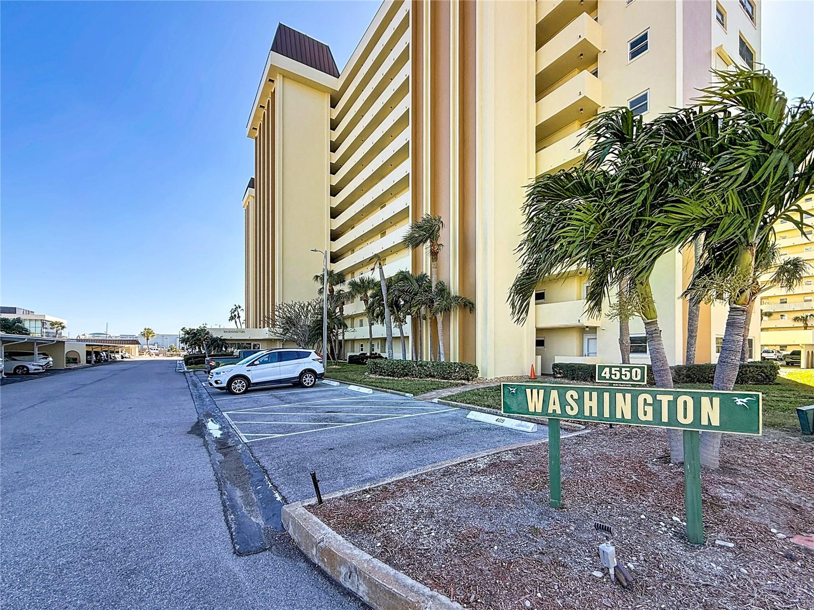 Photo of 4550 COVE CIRCLE #106 ST PETERSBURG FL 33708