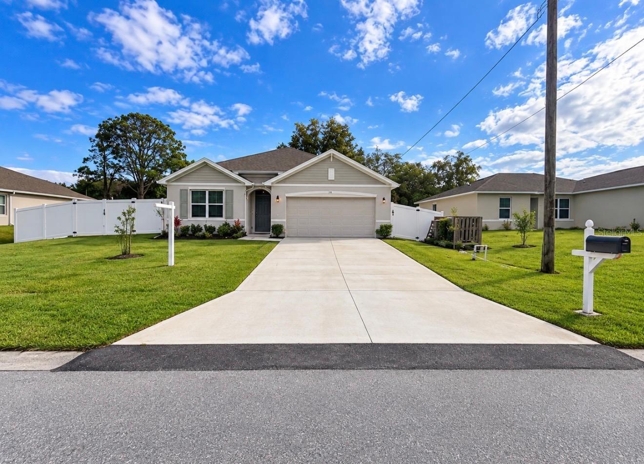 Photo of 574 SCARSDALE STREET PALM BAY FL 32908