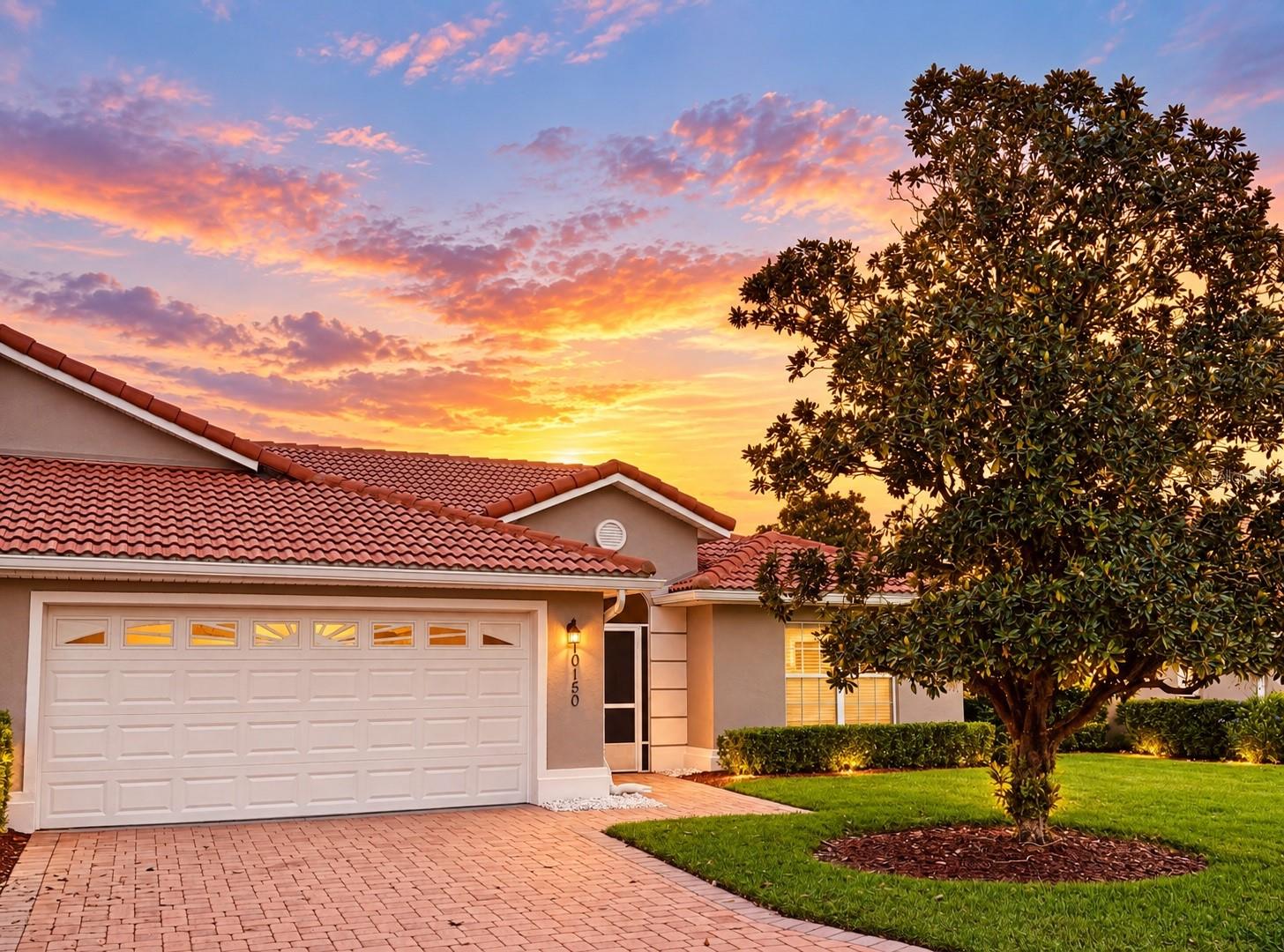 Photo of 10150 MAINSAIL DRIVE OXFORD FL 34484