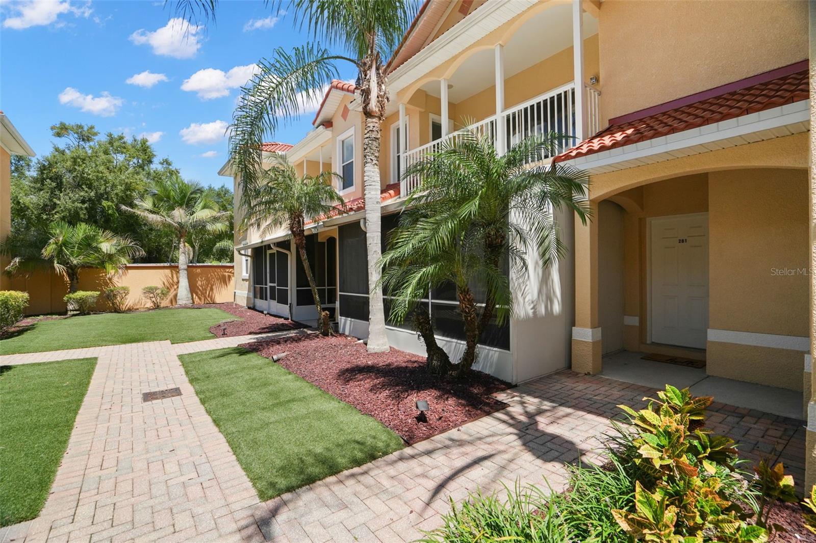 Photo of 21019 SUNPOINT WAY ##201 LUTZ FL 33558