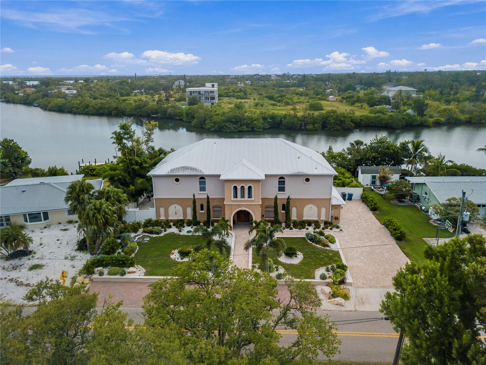 Photo of 908 BAYSHORE DRIVE TERRA CEIA FL 34250