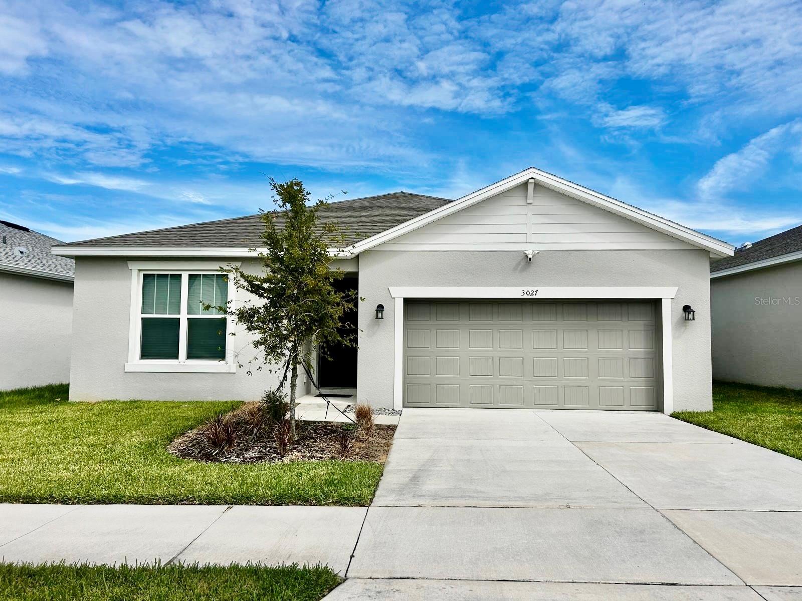 Photo of 3027 NORCOTT DRIVE DAVENPORT FL 33837