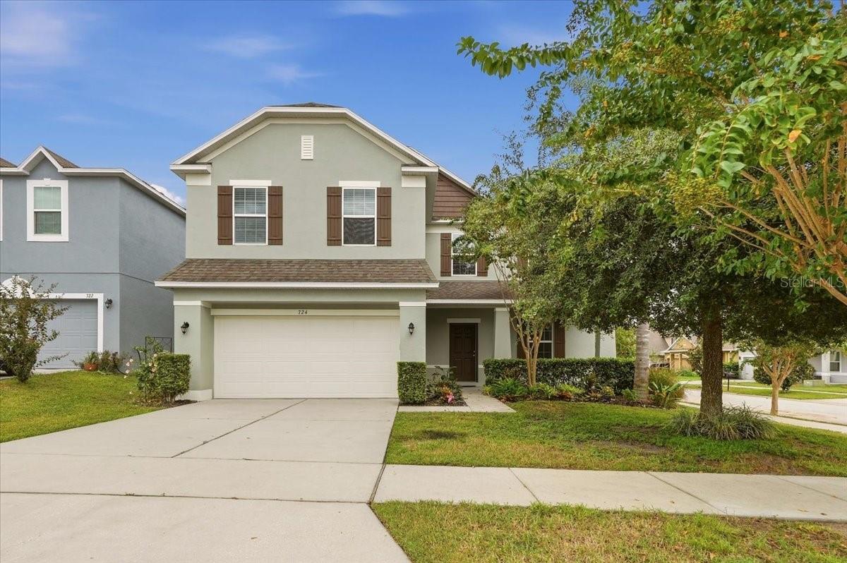 Photo of 724 PATACHES PLACE GROVELAND FL 34736