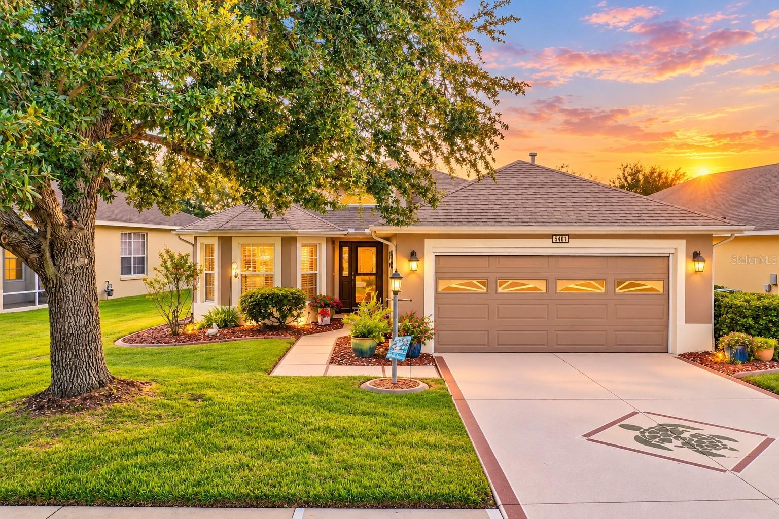 Photo of 5401 AURORA DRIVE LEESBURG FL 34748