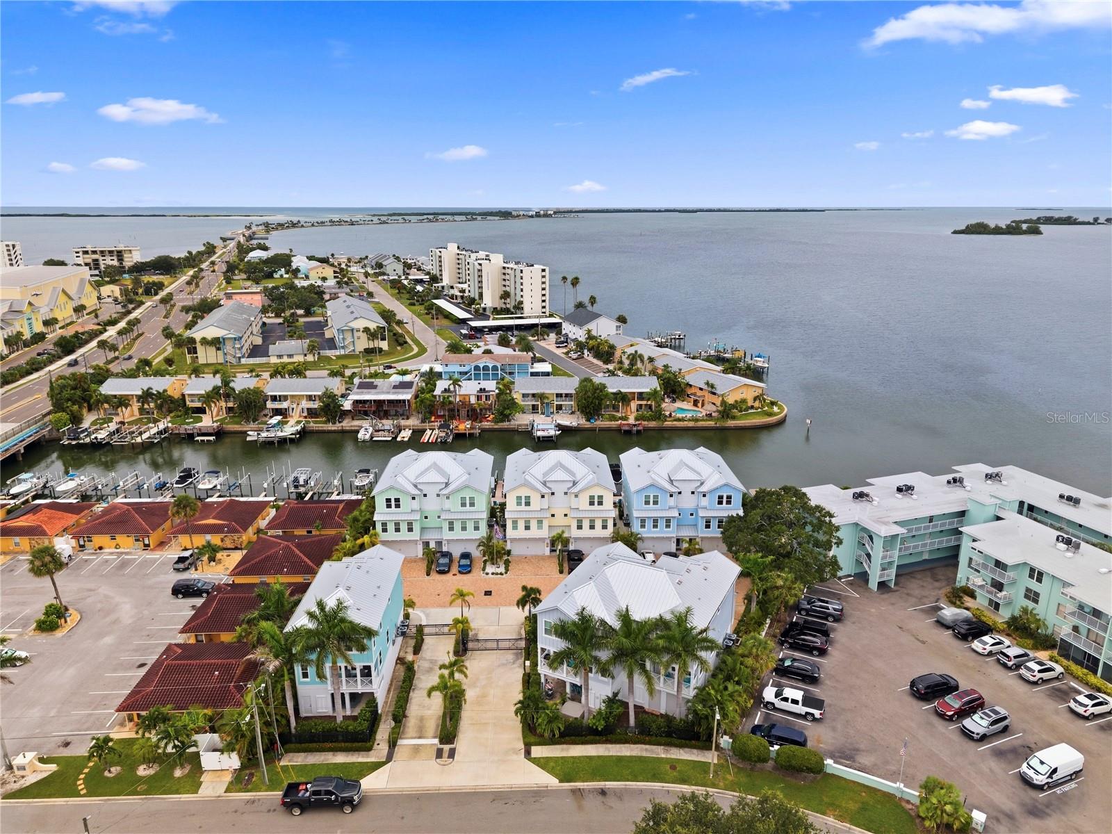 Photo of 602 SEA COURT DUNEDIN FL 34698