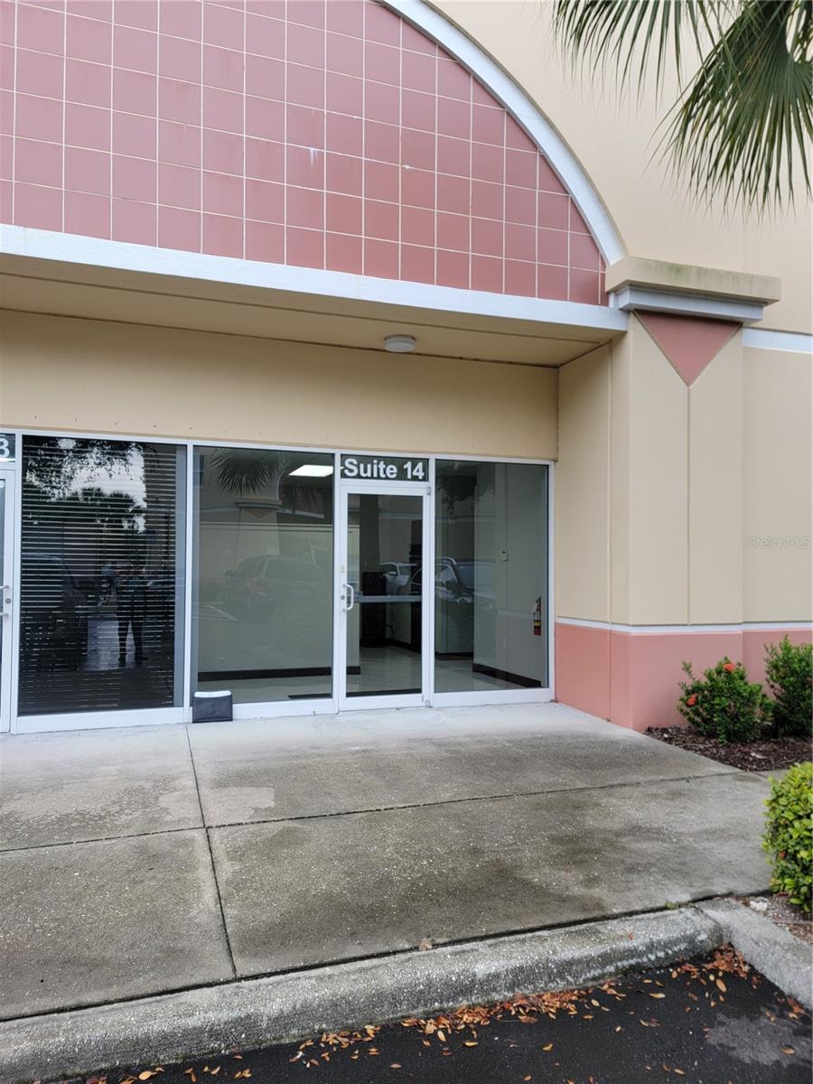 Photo of 752 COMMERCE DRIVE #14 VENICE FL 34292