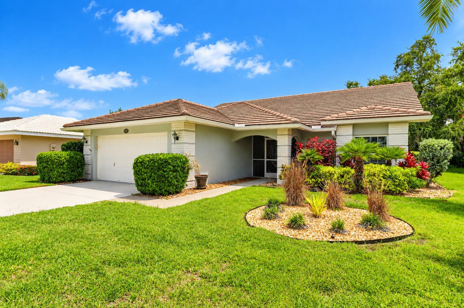 Photo of 6905 STONE RIVER BRADENTON FL 34203