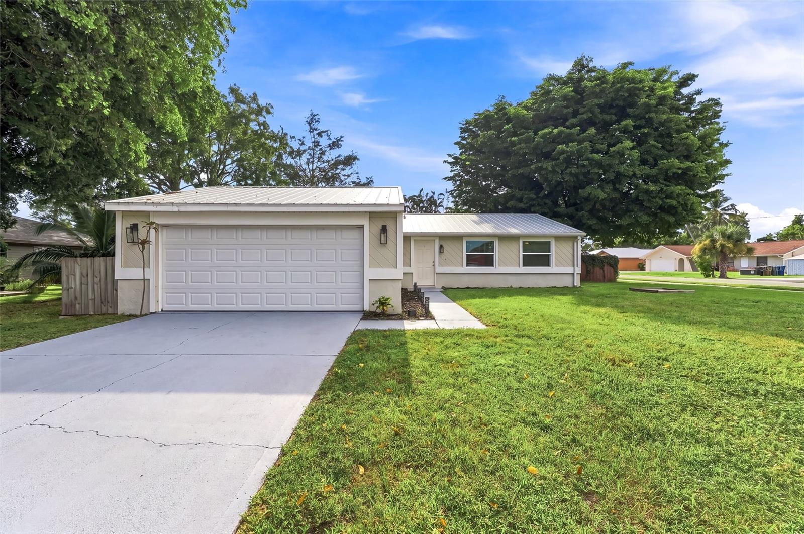Photo of 17368 LEBANON ROAD FORT MYERS FL 33967
