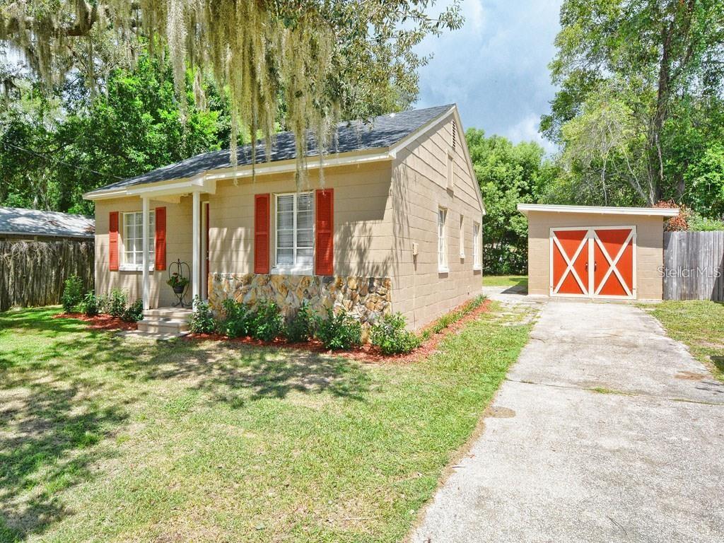 Photo of 306 N MOSS STREET LEESBURG FL 34748