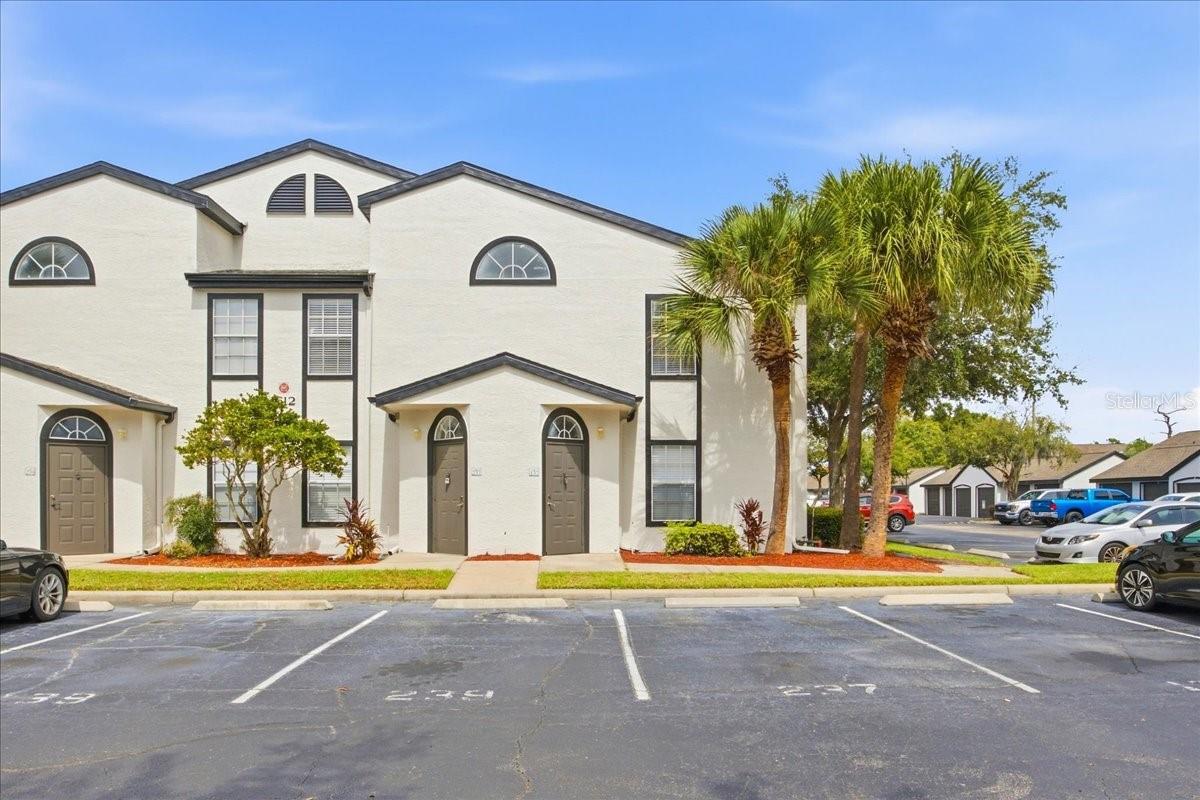Photo of 1612 COLUMBIA ARMS CIRCLE #137 KISSIMMEE FL 34741