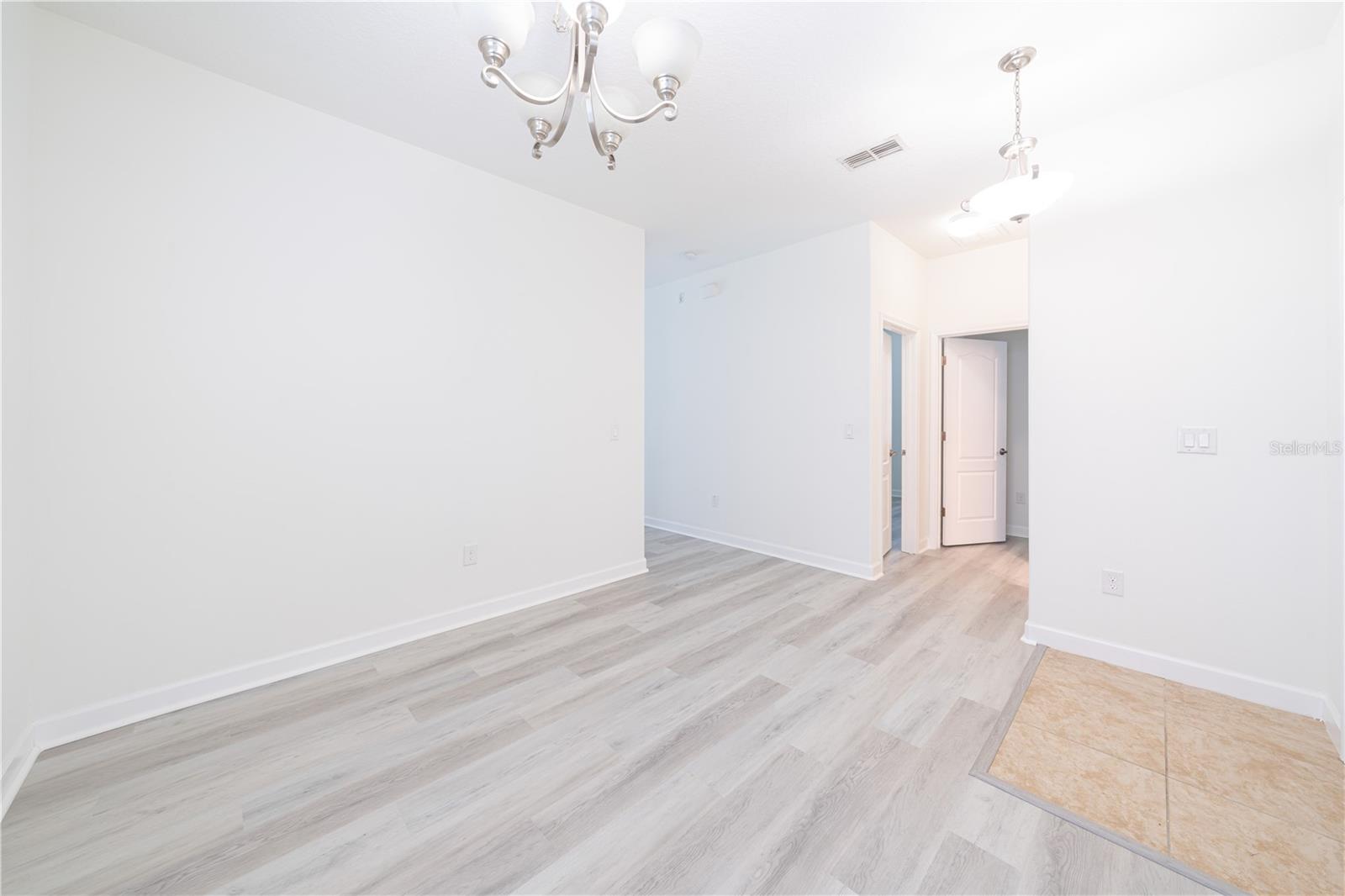Photo of 15663 SIGNATURE DRIVE WINTER GARDEN FL 34787