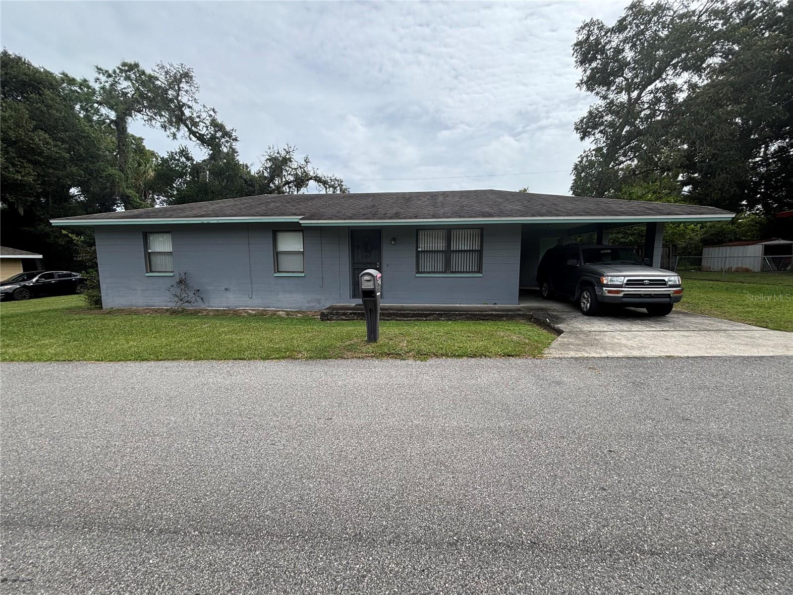 Photo of 1615 BLOSSOM CIRCLE LAKELAND FL 33805