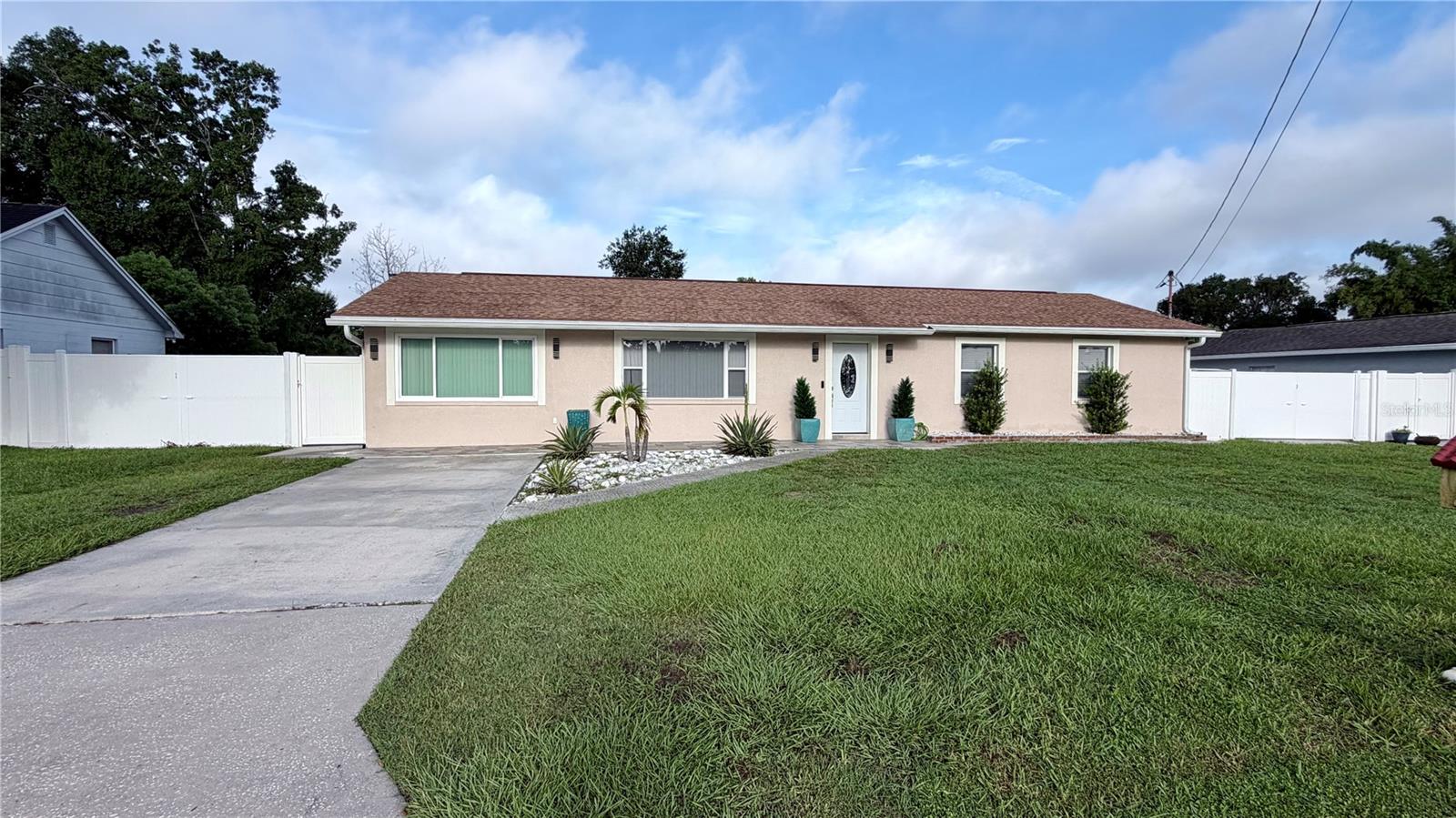Photo of 7518 BLOSSOM AVENUE TAMPA FL 33614