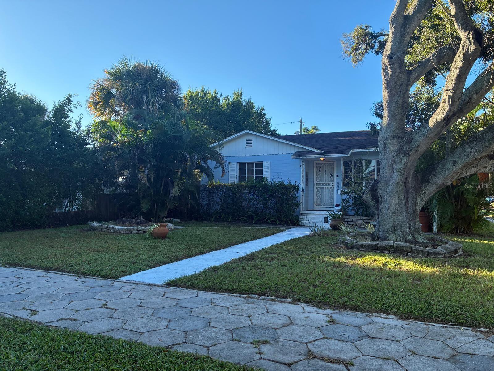 Photo of 4456 4TH AVENUE ST PETERSBURG FL 33713