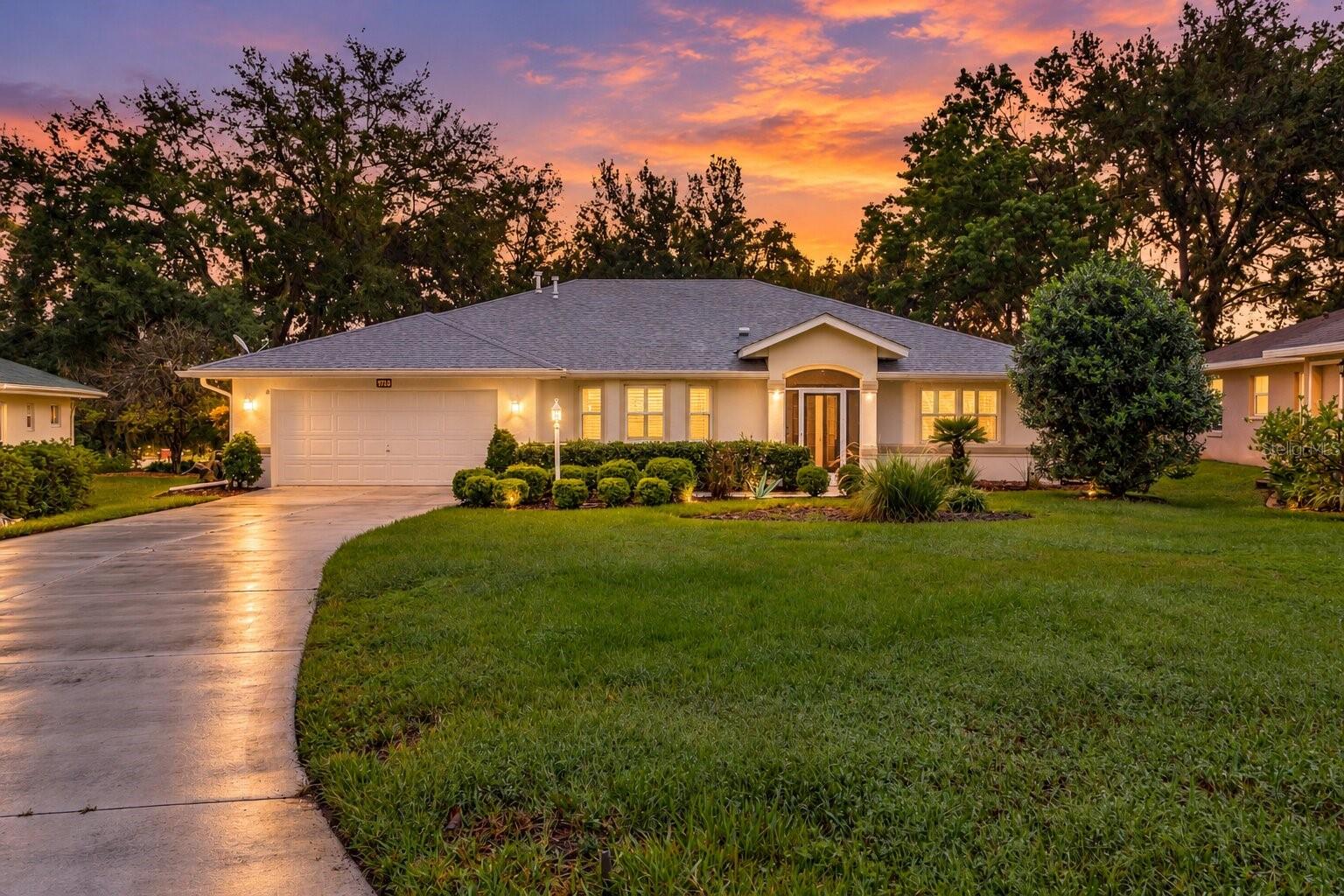 Photo of 5124 LINKS LANE LEESBURG FL 34748