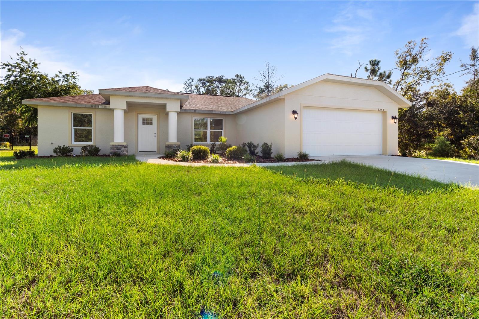 Photo of 6243 N MATHESON DIVIDE DUNNELLON FL 34434