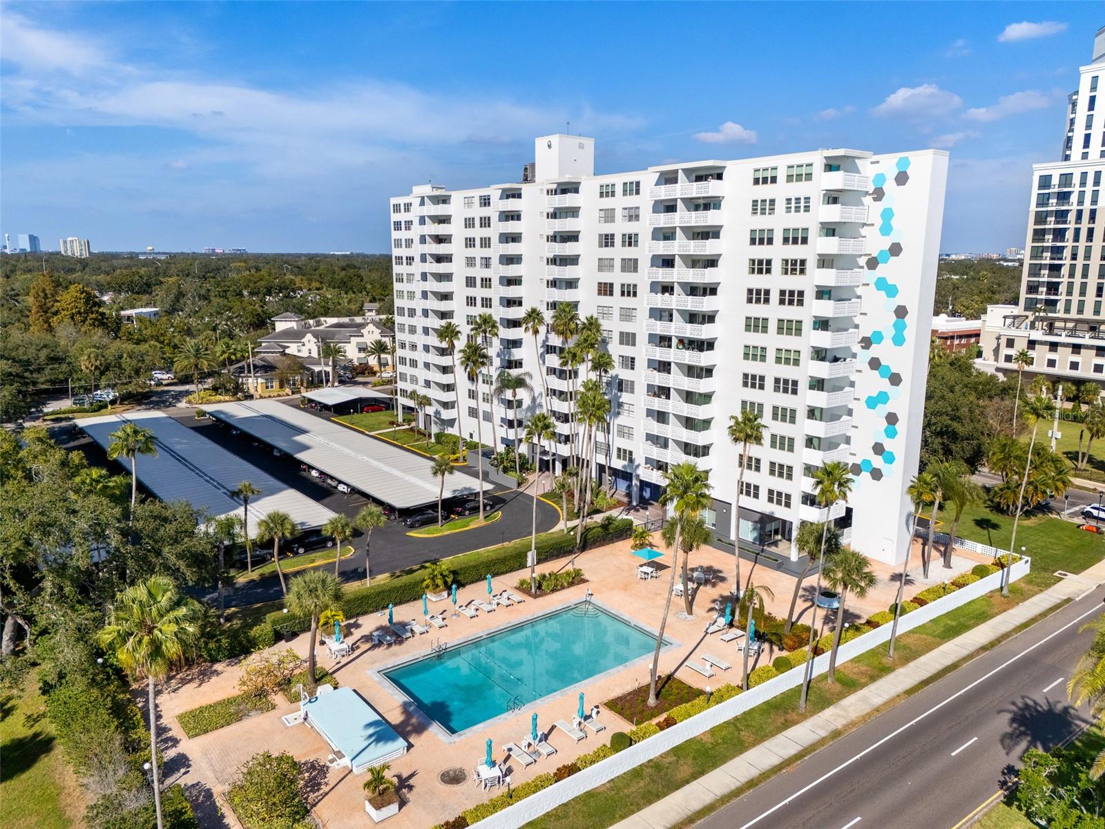 Photo of 2401 BAYSHORE BOULEVARD #203 TAMPA FL 33629