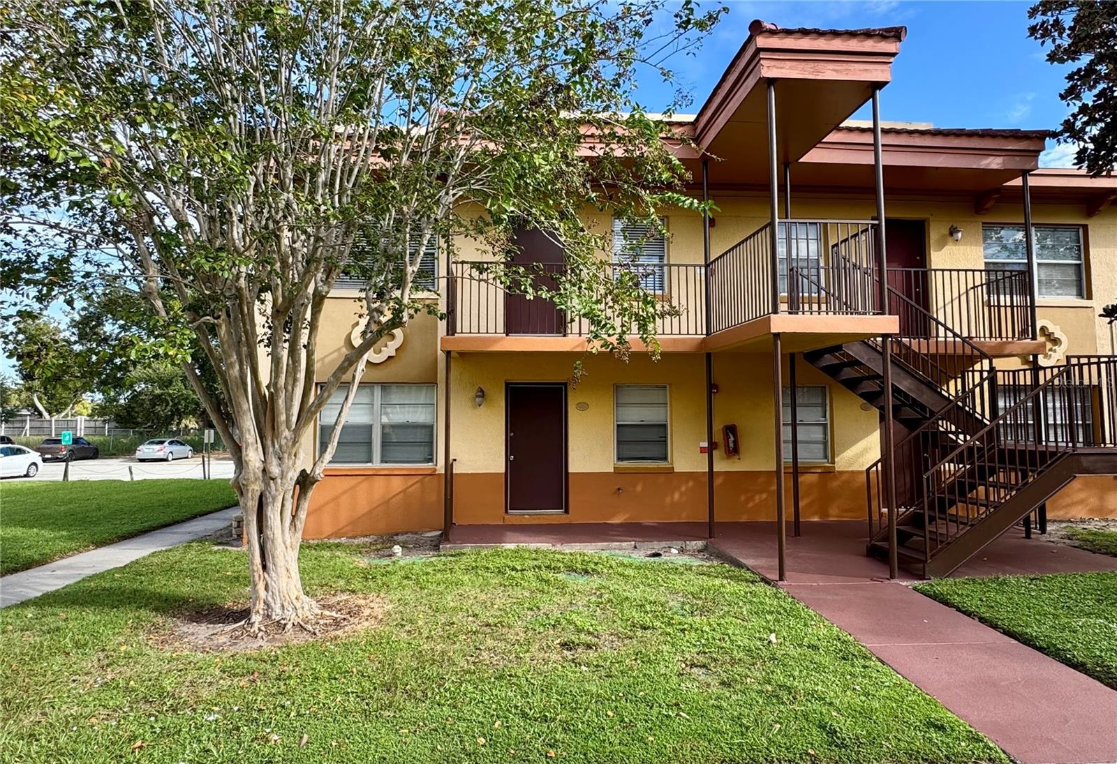Photo of 719 WYMAN COURT #B ORLANDO FL 32809