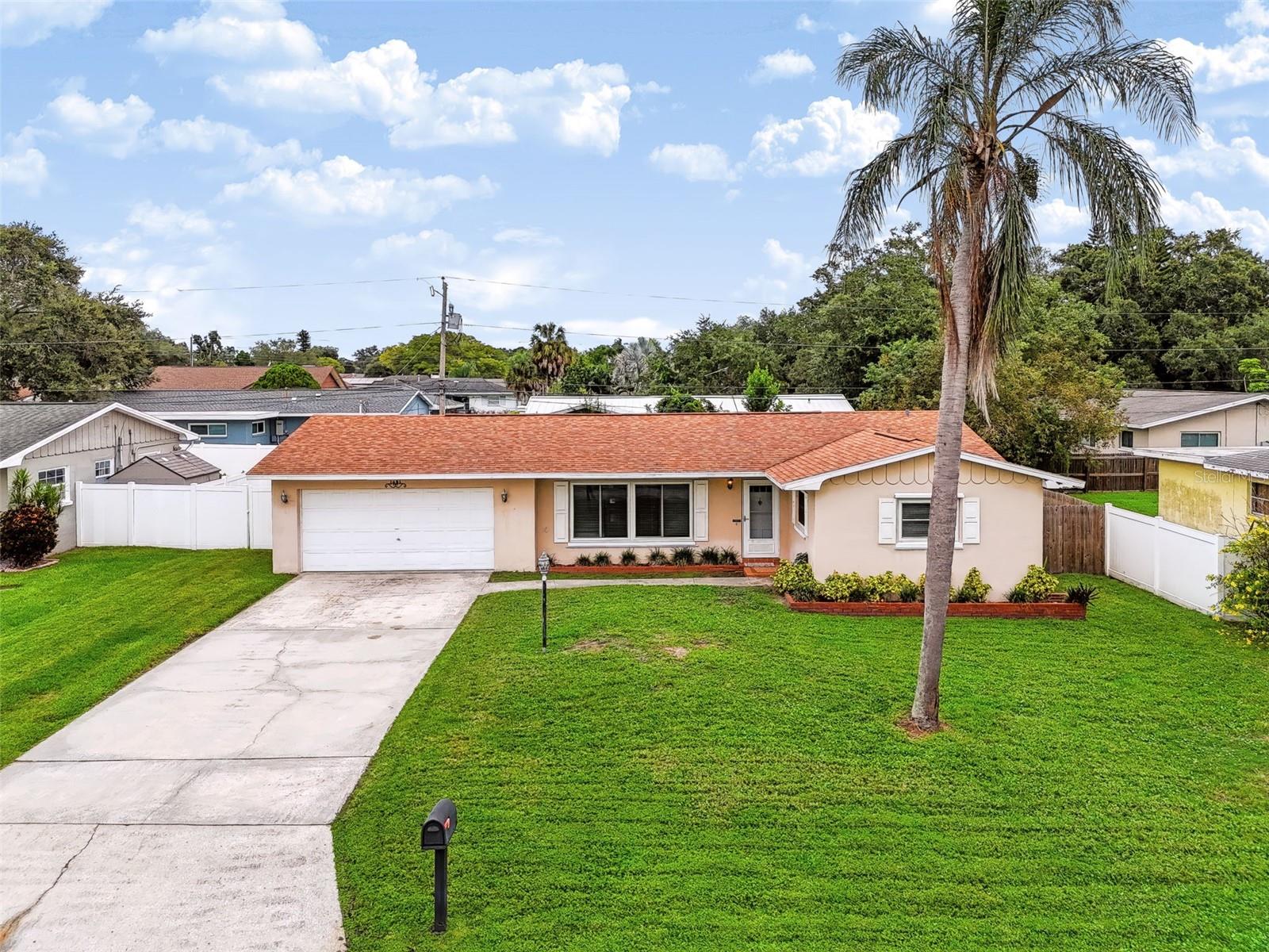 Photo of 1491 HUNT LANE CLEARWATER FL 33764