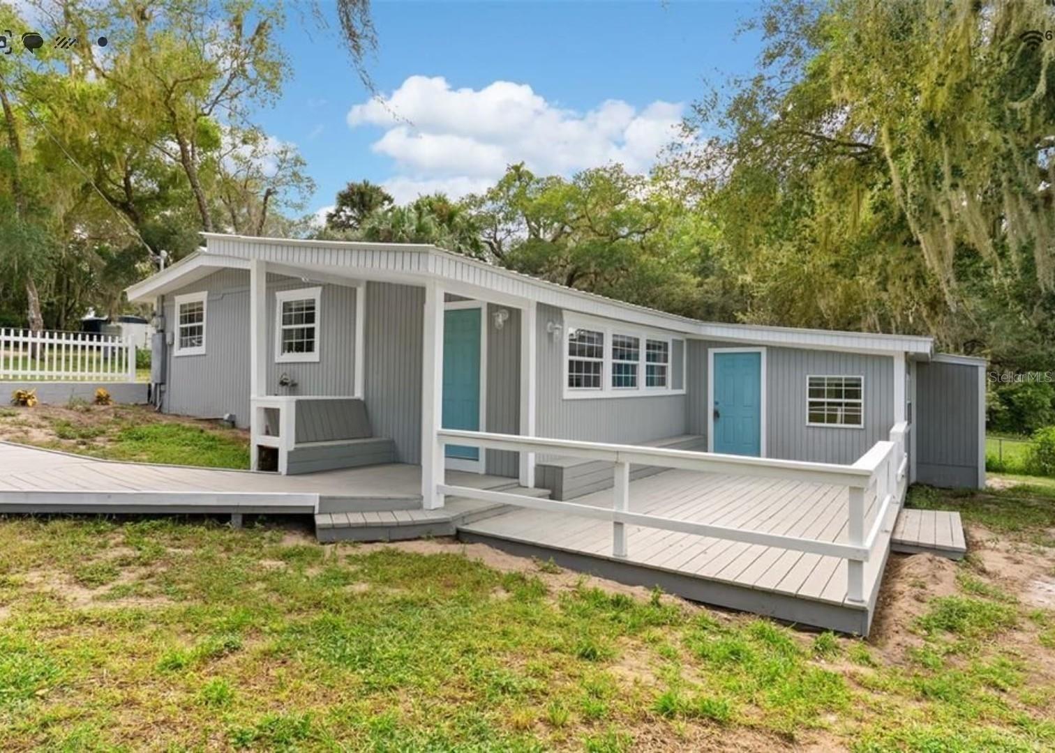 Photo of 15375 SE 64TH PLACE OCKLAWAHA FL 32179