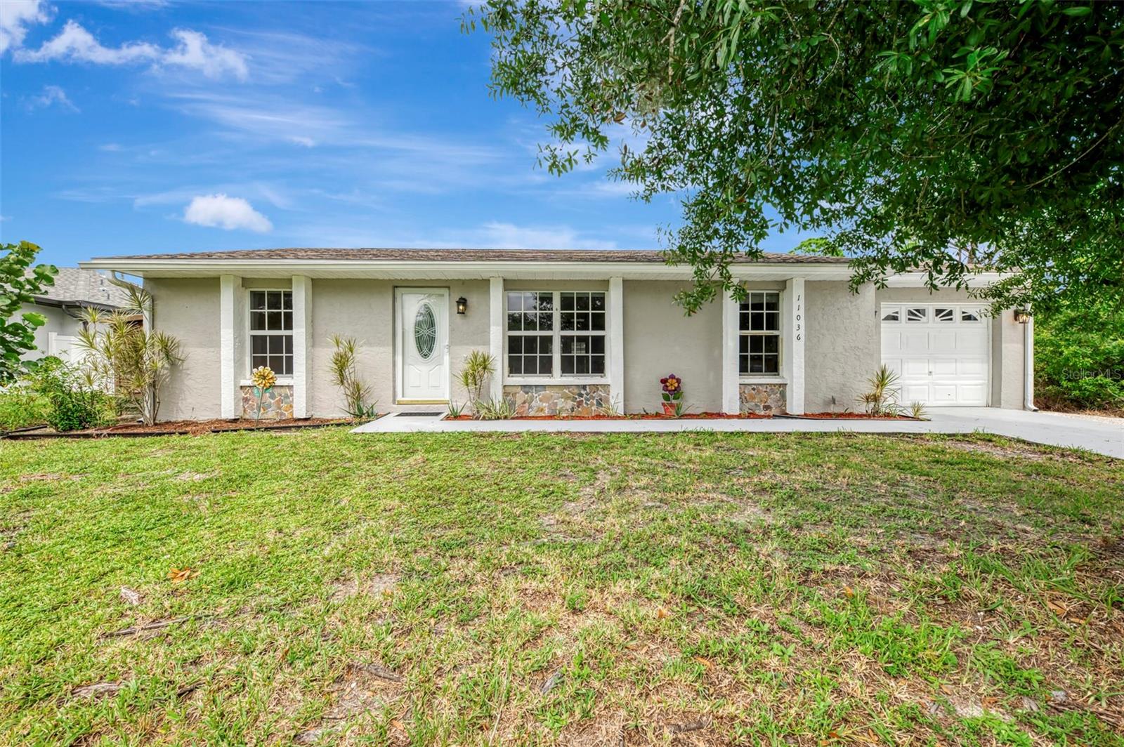 Photo of 11036 JACQUELINE AVENUE ENGLEWOOD FL 34224