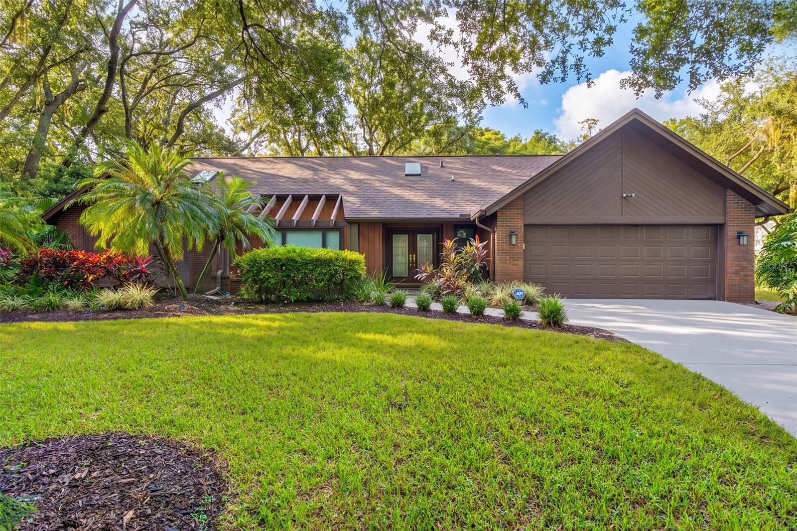 Photo of 3300 MEADOW VIEW LANE PALM HARBOR FL 34683