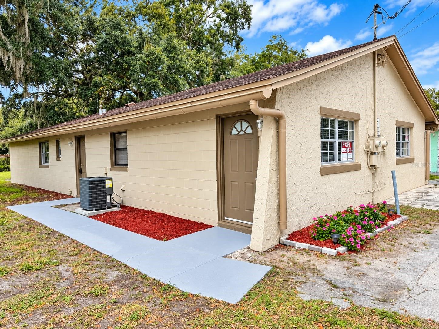 Photo of 410 ROSLAND DRIVE KISSIMMEE FL 34741
