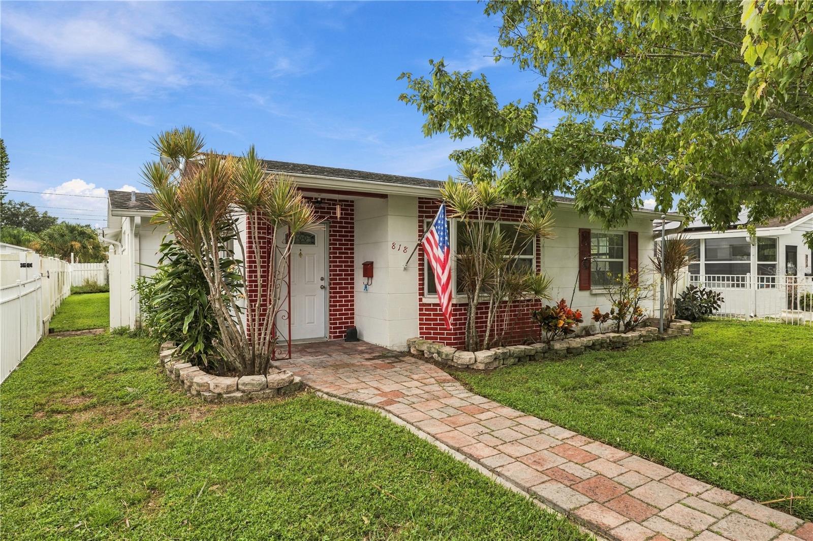 Photo of 818 90TH AVENUE ST PETERSBURG FL 33702