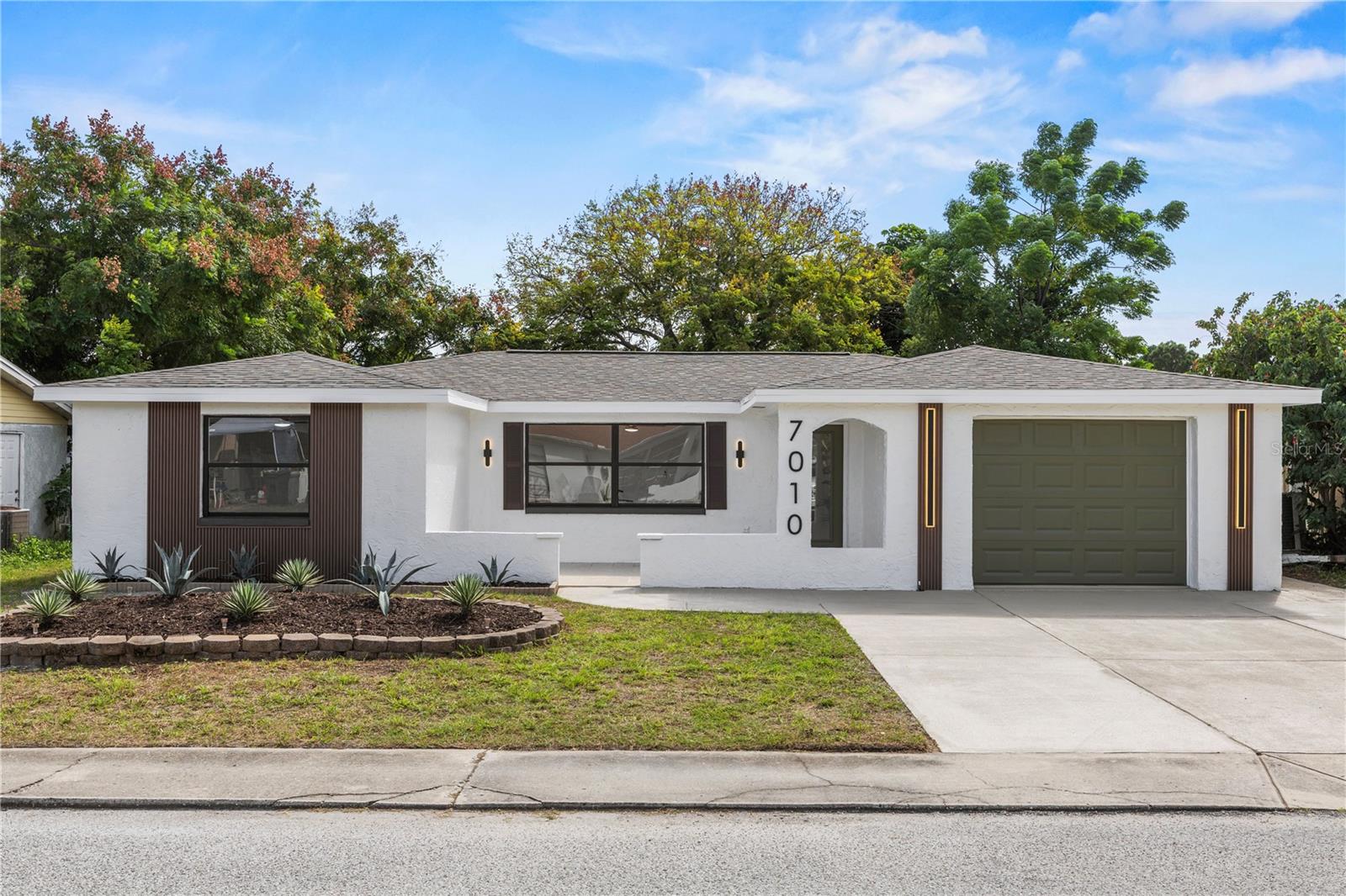 Photo of 7010 PARROT DRIVE PORT RICHEY FL 34668
