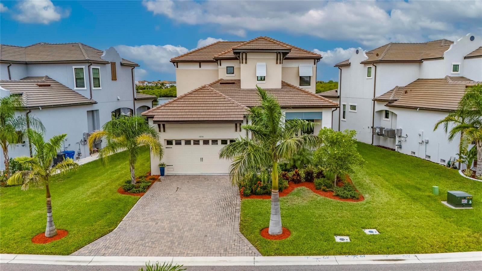 Photo of 1074 SEAGRAPE DRIVE RUSKIN FL 33570
